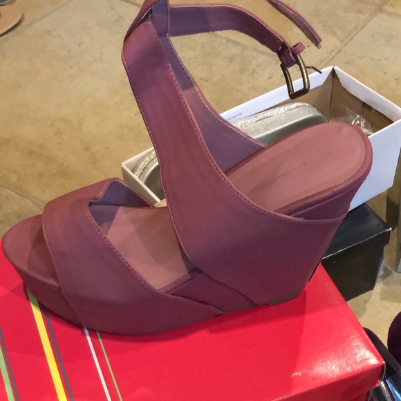Shoes - Picture 1 of 1